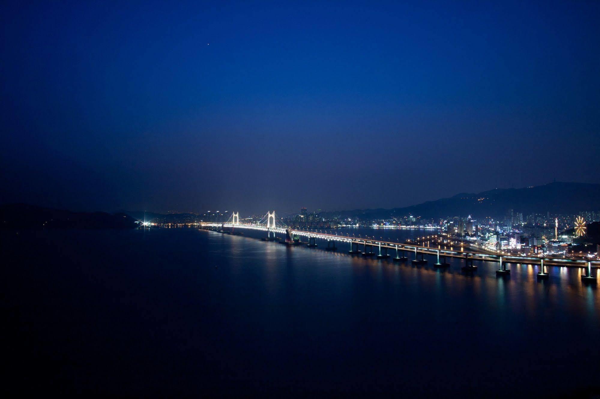 Hanwha Resort Haeundae Busan Exterior photo